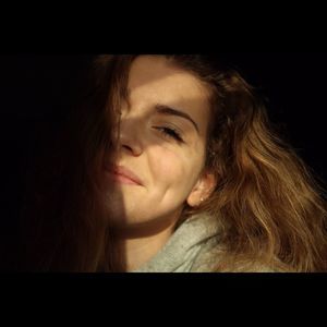 Meet your Posher, Malia